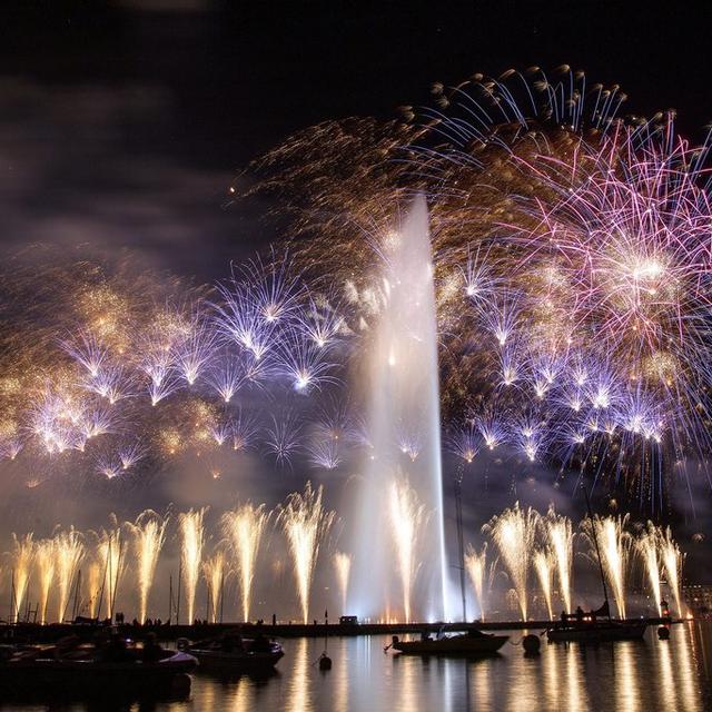 Les Genevois se prononçaient doublement sur l'avenir des Fêtes de Genève. [Keystone - Salvatore Di Nolfi]