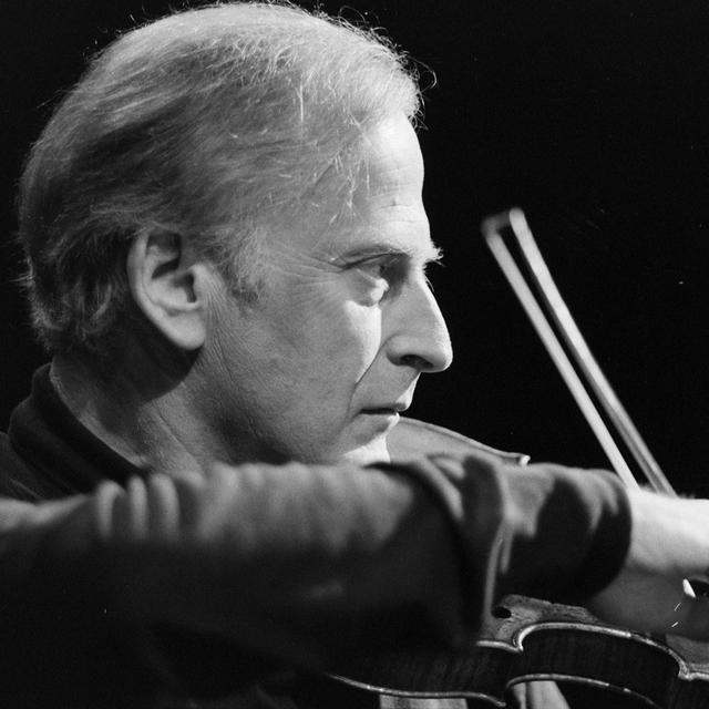 Le violoniste Yehudi Menuhin en 1972. [INA/AFP - Jacques Chevry]