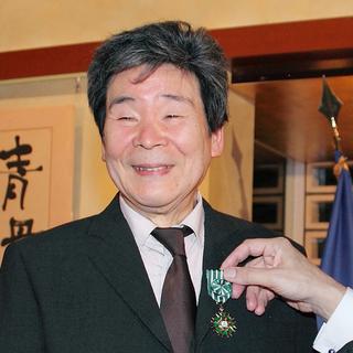 Une photo de Isao Takahata en 2015 décoré par l'Ordre des Arts et des Lettres. [KEYSTONE - Kyodo News via AP]