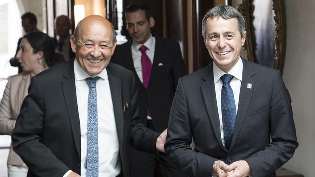 Jean-Yves Le Drian et Ignazio Cassis à Berne, 24.08.2018. [EPA/Keystone - Peter Schneider]