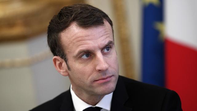 Emmanuel Macron va faire une allocution TV afin de tenter de dénouer la crise des "gilets jaunes" [Keystone - Yoan Valat, Pool via AP]