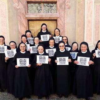 Les nonnes de l'abbaye de Fahr, en Argovie, militent pour le droit de vote des femmes... lors des synodes. [Facebook - Chantal Götz]