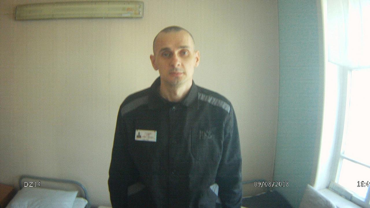 Photo de l'Ukrainien Oleg Sentsov datant du 9 août 2018 dans une prison russe. [Keystone - Haut-Commissariat russe aux droits de l'Homme]