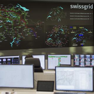 Swissgrid enregistre un bénéfice en recul en 2017. [Keystone - Maxime Schmid]