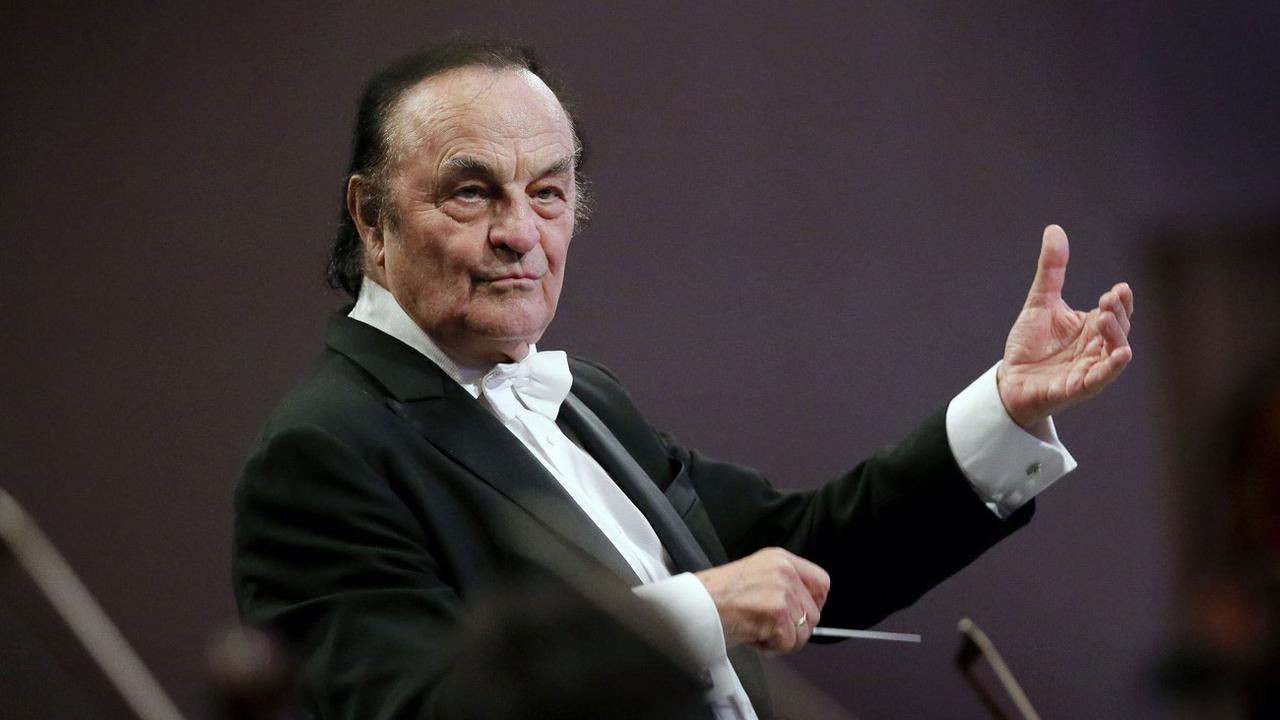 Le chef d'orchestre suisse Charles Dutoit est accusé de harcèlement sexuel. [EPA/Keystone - Robert Ghement]