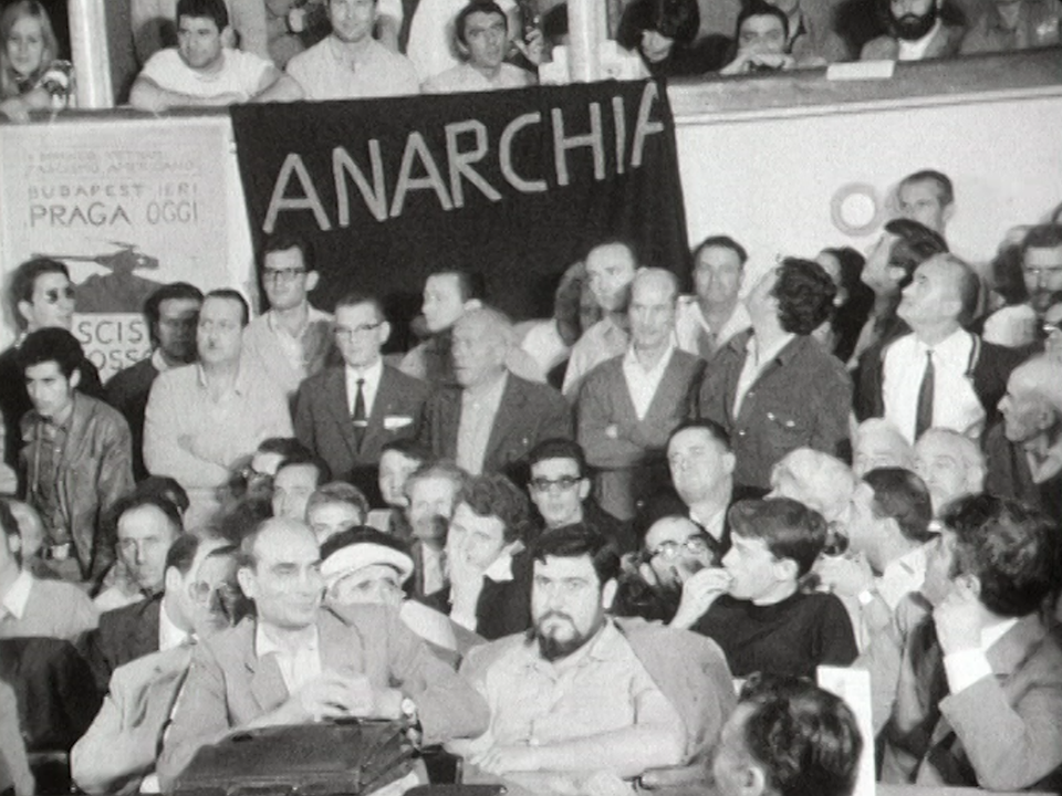 Congrès anarchiste de Carrare en 1968. [RTS]