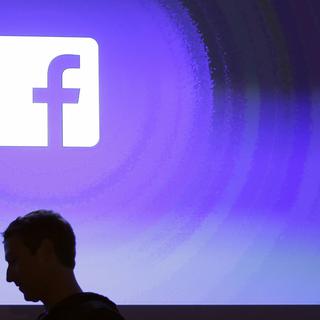 Le patron de Facebook, Mark Zuckerberg, est empêtré dans un scandale de détournement de données (Image d'archive) [keystone - Marcio Jose Sanchez]