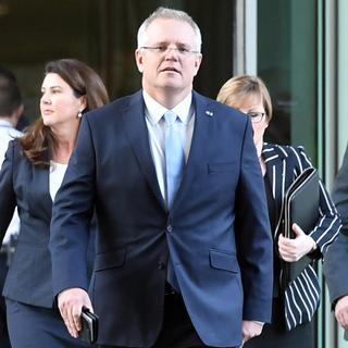 Le nouveau Premier ministre australien Scott Morrison arrivant au Parlement à Canberra, le 24 août 2018. [KEYSTONE - EPA/SAM MOOY]