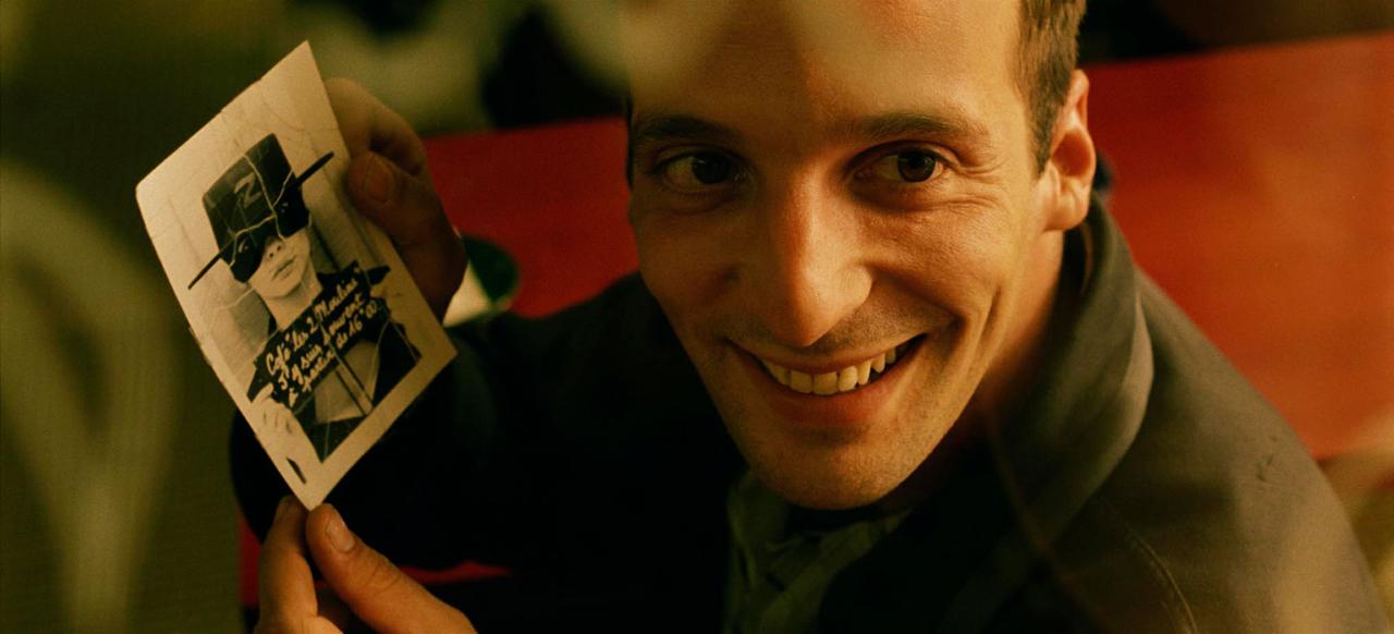 Mathieu Kassovitz est Nino Quincampoix dans "Le fabuleux destin d'Amélie Poulain". [AFP - Claudie Ossard Productions / UGC]