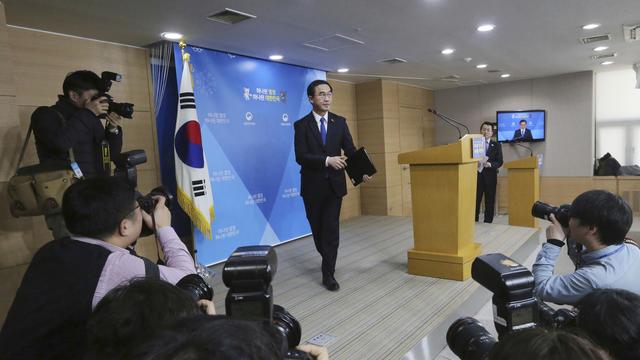 Le ministre sud-coréen de l'Unification Cho Myoung-Gyon lors d'une conférence de presse le 2 janvier. [AP/Keystone]