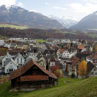 Une vue sur la ville de Sarnen, dans le canton d'Obwald. [Keystone - Urs Flueeler]