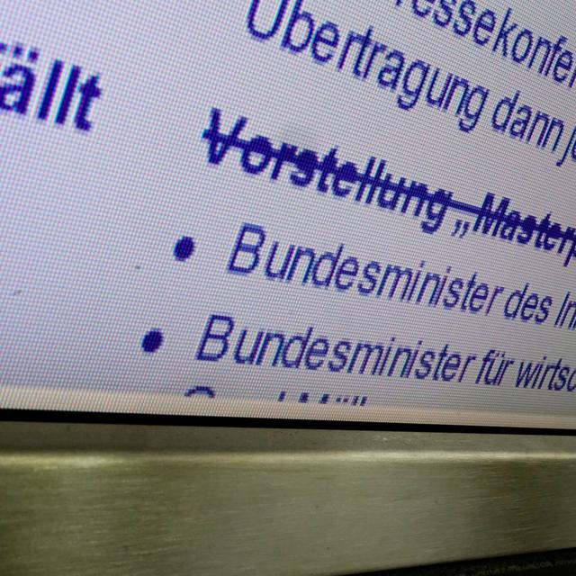 Le ministre allemand de l'Intérieur a annulé la présentation de sa réforme du droit d'asile. [EPA/Keystone - Alexander Becher]