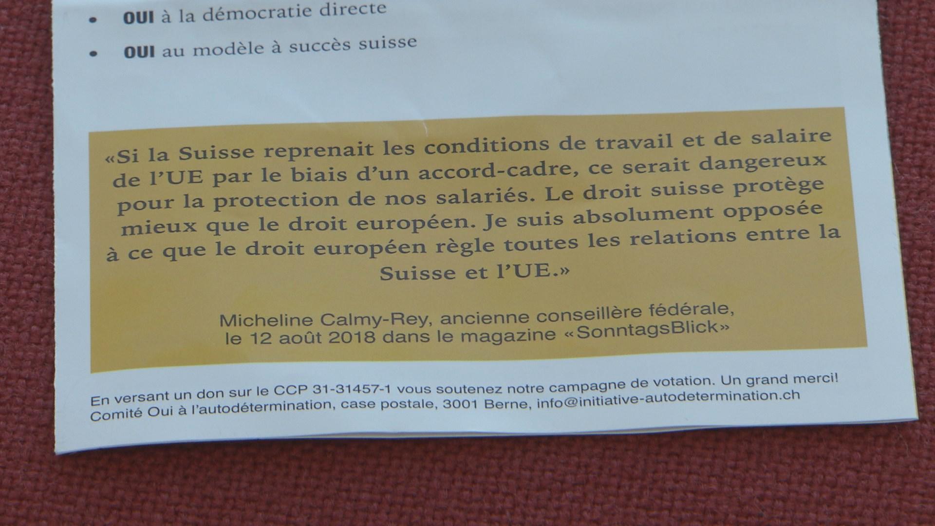 La citation de Micheline Calmy-Rey dans le flyer de l'UDC. [RTS]