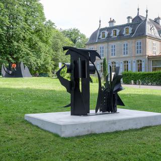 Au total, 14 oeuvres sont présentées dans le Parc des Eaux-Vives à Genève. [MAMCO - Julien Gremaud]