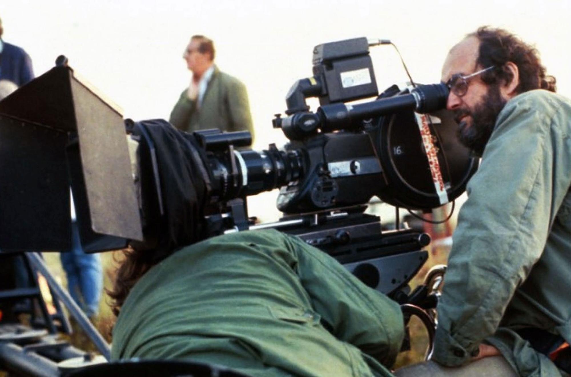Stanley Kubrick sur le tournage de "Full Metal Jacket". [Natant/Stanley Kubrick Productions/AFP]