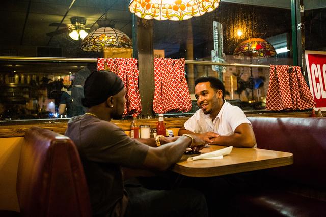 Les acteurs André Holland et Trevante Rhodes dans "Moonlight". [COLLECTION CHRISTOPHEL - DAVID BORNFRIEND]