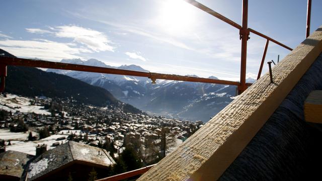 Certaines pratiques de la commune de Bagnes, en matière de constructions, restent insatisfaisantes. [Keystone - Denis Emery]