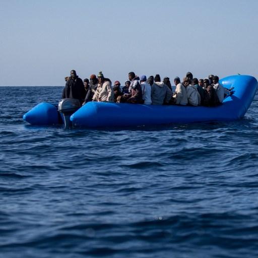 Des migrants à bord d'un bateau le 19 janvier 2019 (image d'illustration). [AFP - Federico Scoppa]