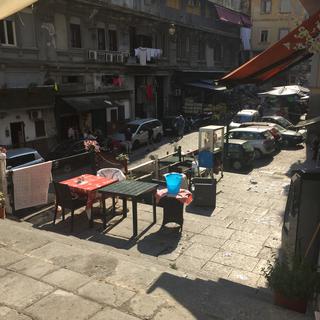 Naples, retour sur le lieu du crime. [RTS - Dominique Willemin]