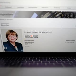La chancelière allemande Angela Merkel a aussi été visée par l'attaque. [AFP - Odd Andersen]