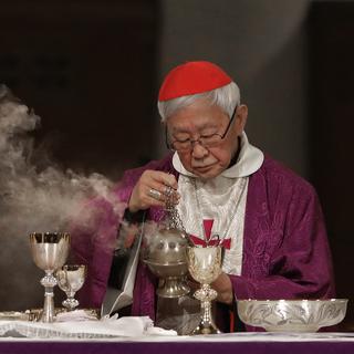 Le cardinal Zen a vivement critiqué le rapprochement entre l’Eglise catholique patriotique chinoise et l’Eglise clandestine. [Keystone/AP Photo - Vincent Yu]