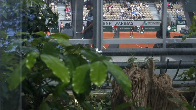 Le nouveau court Simonne Mathieu est niché dans les serres de Paris. [Christophe Ena]