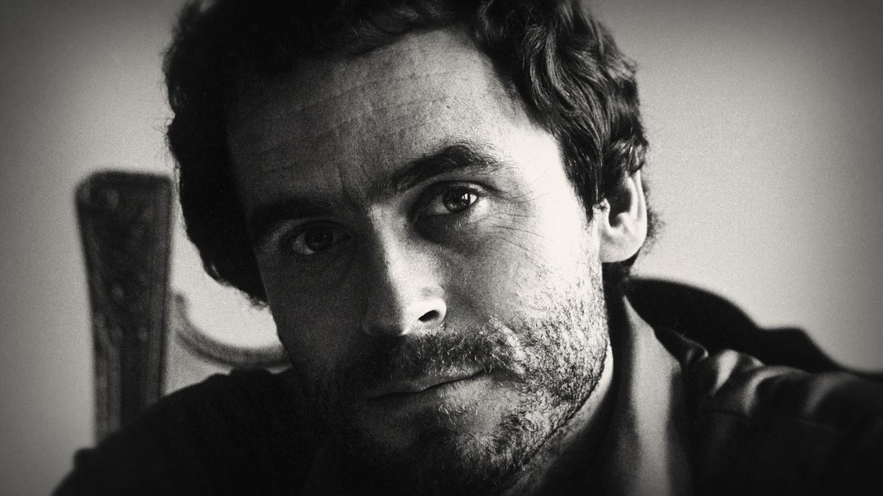 Ted Bundy dans le documentaire "Conservsations with a Killer". [Netflix]