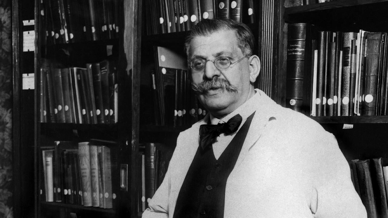 Le sexologue Magnus Hirschfeld en 1919. [Kystone-France/Gamma-Keystone via Getty Images]