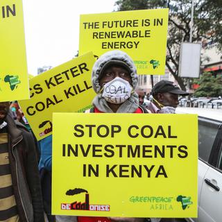 De nombreux activistes se sont opposés à la construction du centrale à charbon dans l'archipel de Lamu, au Kenya. [Keystone - Daniel Irungu / EPA]