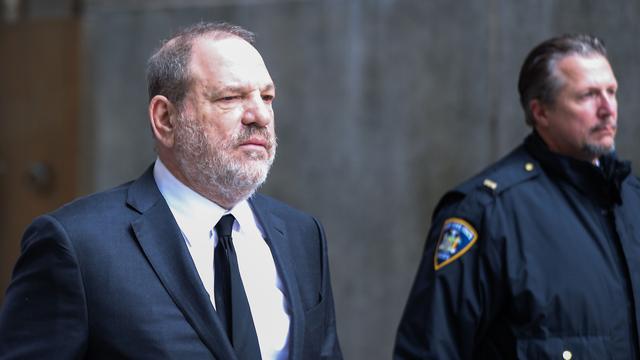 Harvey Weinstein quitte la Cour suprême de New York le 25 janvier 2019. [AFP - Atilgan Ozdil / Anadolu Agency]