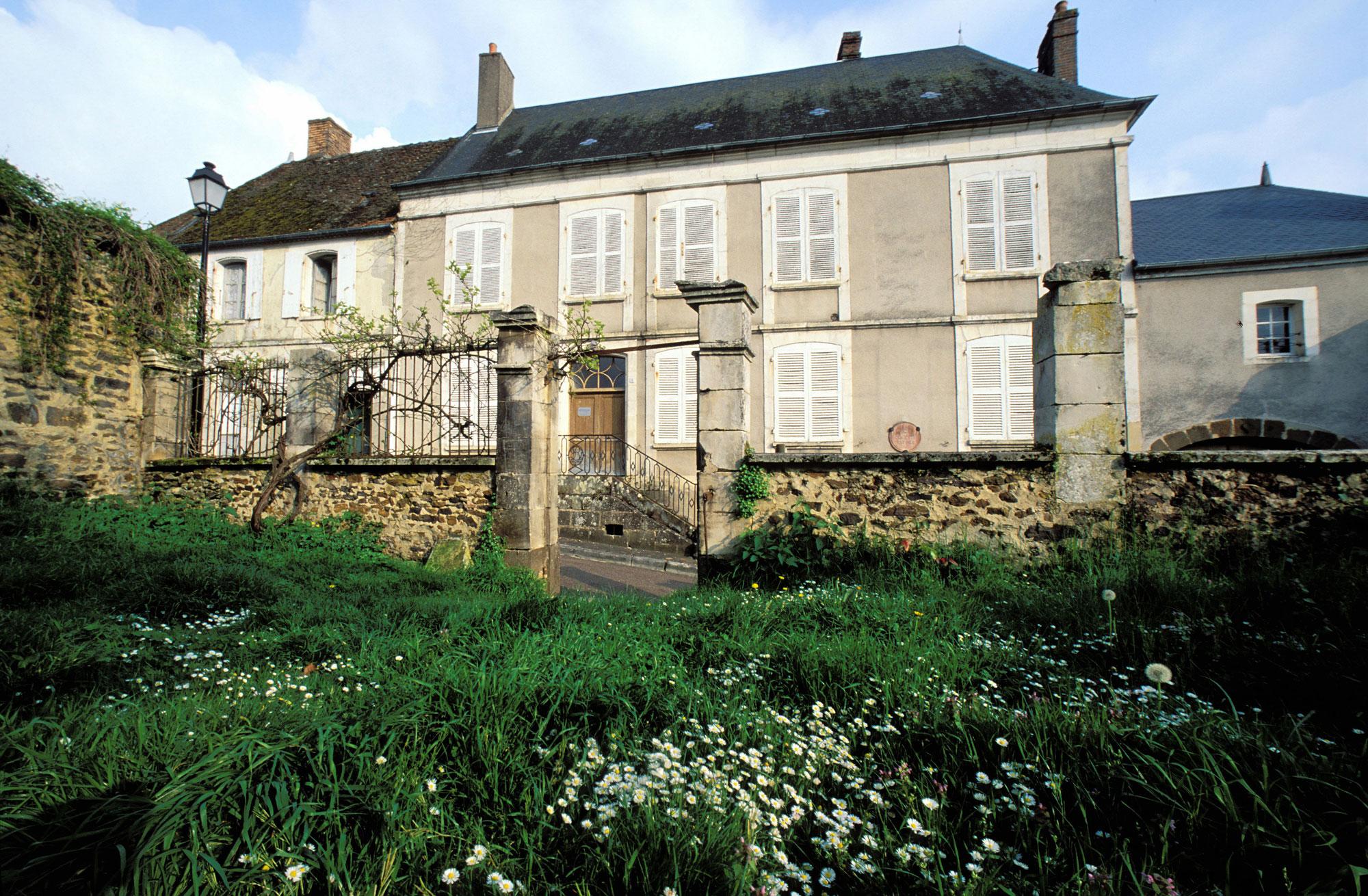 La maison de naissance de Colette, à Saint-Sauveur, dans l'Yonne. [Hemis/AFP - LENAIN Hervé]