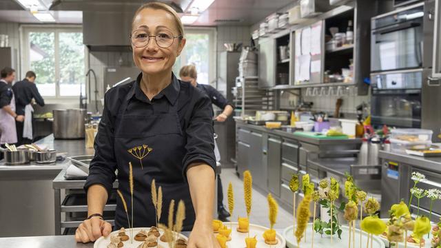 Tanja Grandits obtient pour la deuxième fois le titre de "Cuisinier de l'année". [Keystone - Georgios Kefalas]