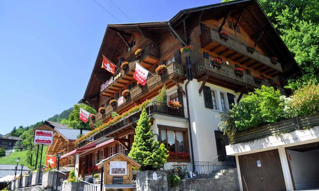 Un hôtel à Champéry (VS). [Région Dents du Midi]