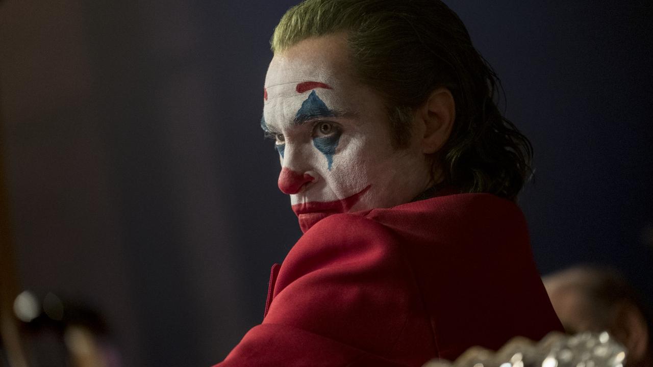 Joaquin Phoenix, hallucinant dans "Joker" [Copyright 2019 Warner Bros. Entertainment Inc. TM & © DC Comics / Niko Tavernise
Stars Joaquin Phoenix - DC Comics / Niko TaverniseTM & © DC Comics / Niko Tavernise]