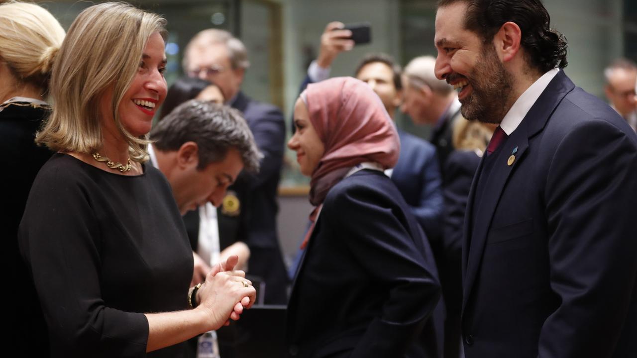 La cheffe de la diplomatie européenne Federica Mogherini (gauche) en compagnie du Premier ministre libanais Saad Hariri. à Bruxelles, ce 14 mars 2019. [EPA - OLIVIER HOSLET]