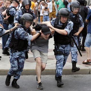 Plus de 500 personnes ont été interpellées à Moscou. [EPA/Keystone - Yuri Kochetkov]