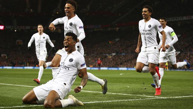 Kimpembe vient de reprendre victorieusement un corner tiré par Di Maria: le PSG mène 1-0 à Manchester. [Dave Thompson]