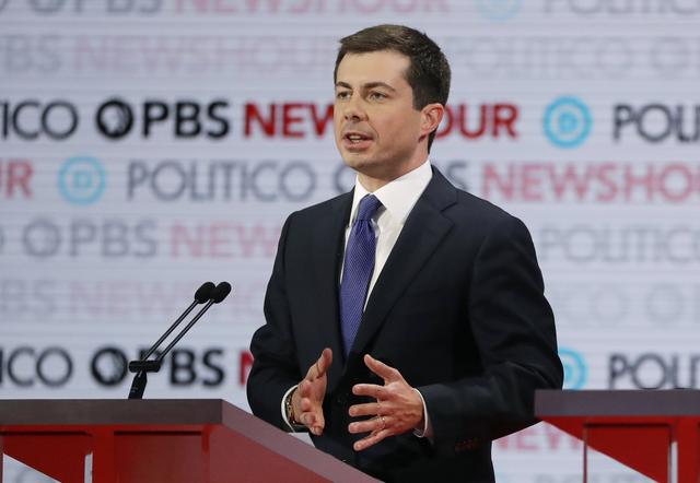 Le maire de South Bend, Pete Buttgieg, 37 ans, a été attaqué sur le financement de sa campagne et sur son manque d'expérience nationale. [AP Photo - Chris Carlson]