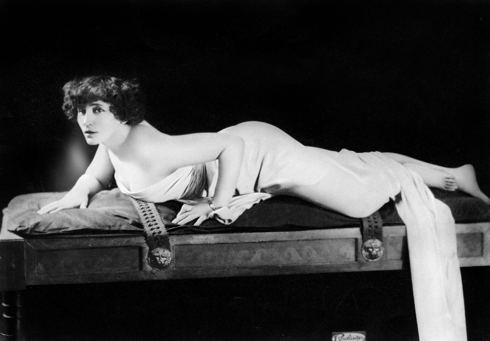 Colette, star du music-hall, en 1906. [Collection Roger-Viollet / AFP]