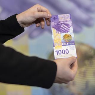 Le nouveau billet de 1000 francs a été présenté mardi 5 mars par la BNS. [Keystone - Ennio Leanza]