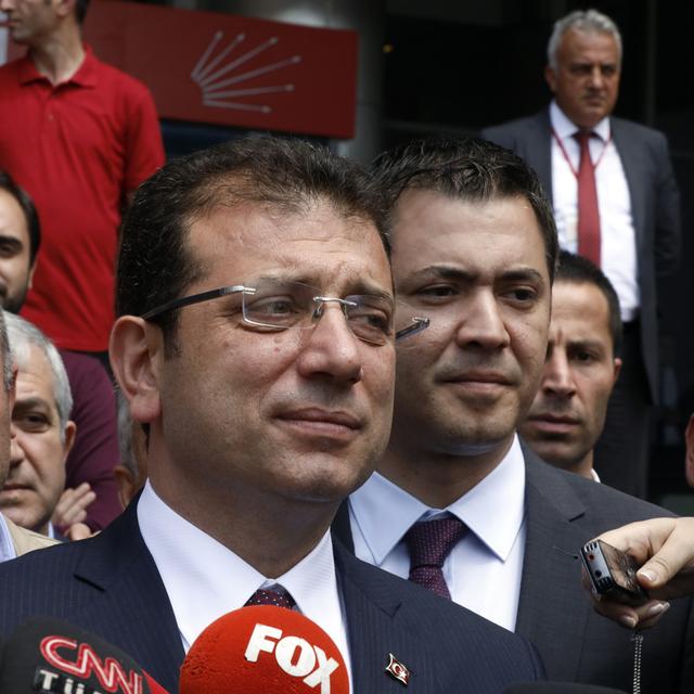 Ekrem Imamoglu, le 7 mai 2019, à la sortie d'entretiens avec l'état-major de son parti nà Ankara.