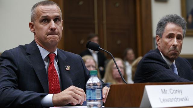 Corey Lewandowski, (gauche) pendant son audition au congrès, ce 17 septembre 2019 à Washington. [AP Photo - Jacquelyn Martin]