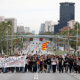 Grève générale à Barcelone lancée par les indépendantistes catalans. [Reuters - Rafael Marchante]