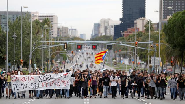 Grève générale à Barcelone lancée par les indépendantistes catalans. [Reuters - Rafael Marchante]