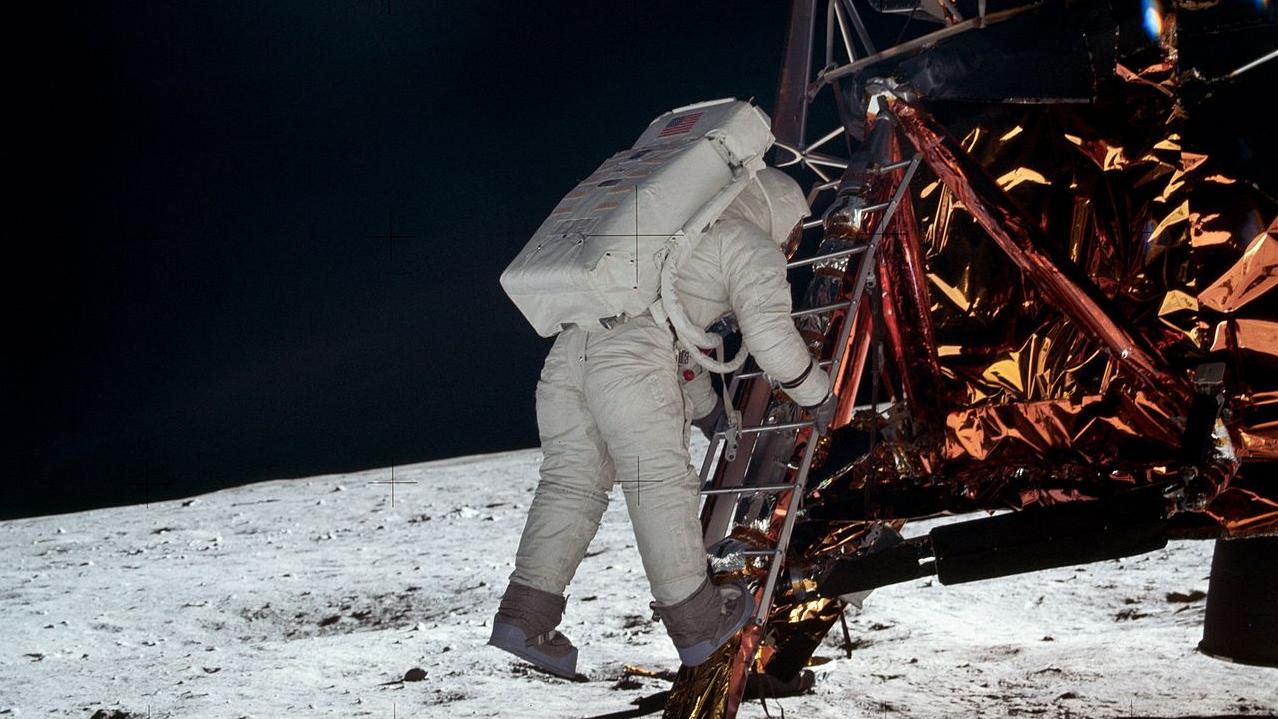 Aldrin sort du module lunaire [Nasa]