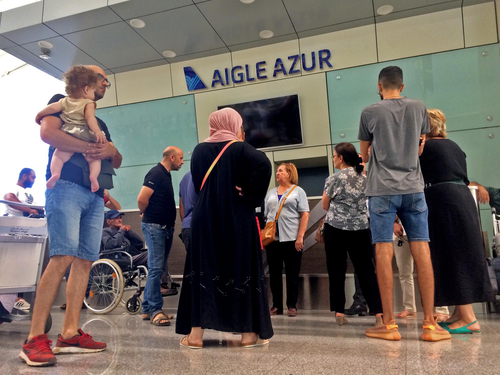 Des milliers de voyageurs sont restés bloqués, notamment à Alger. [AFP - Stringer]