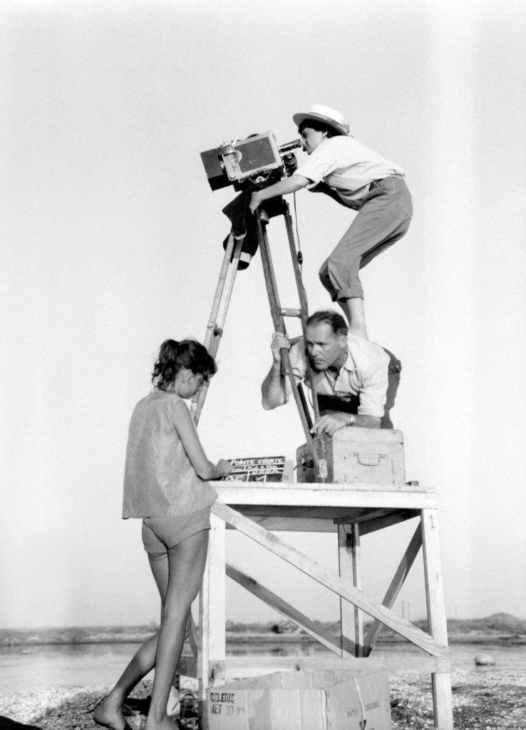 La photo originale d'Agnès Varda durant le tournage de "La pointe courte" en 1955. [DR]