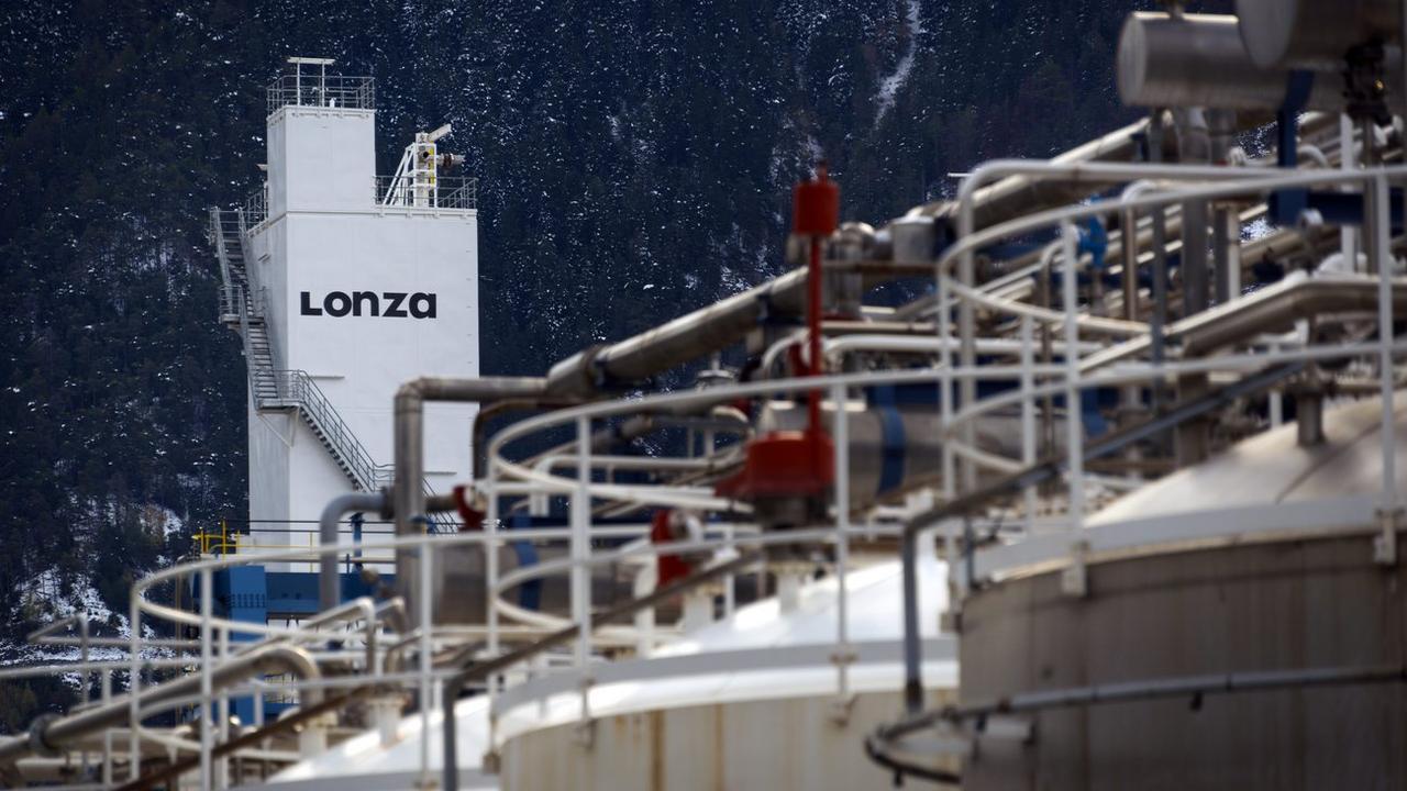 Lonza ne produira plus de chlorure de cyanure à Viège. [Keystone - Olivier Maire]