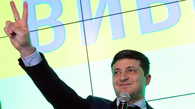 Le comédien Volodymyr Zelensky remporte le premier tour des élections en Ukraine [KEYSTONE/EPA - Stepan Franko]