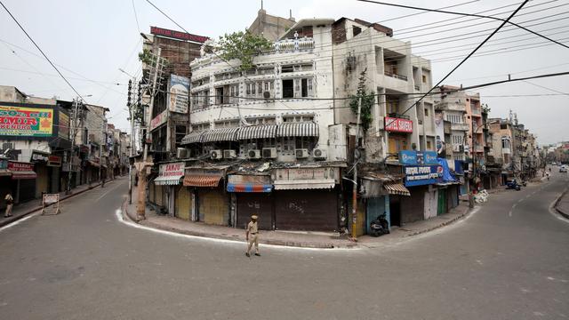 Une rue déserte dans la ville de Jammu, au Cachemire, le 6 août 2019. [Reuters - Mukesh Gupta]